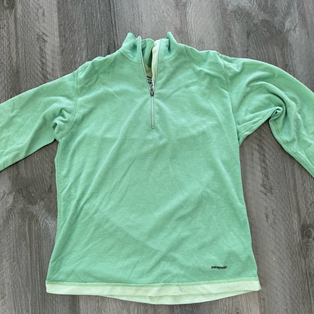 Patagonia Capilene Women’s Mint Green Quarter Zip 100% Polyester Size Small
